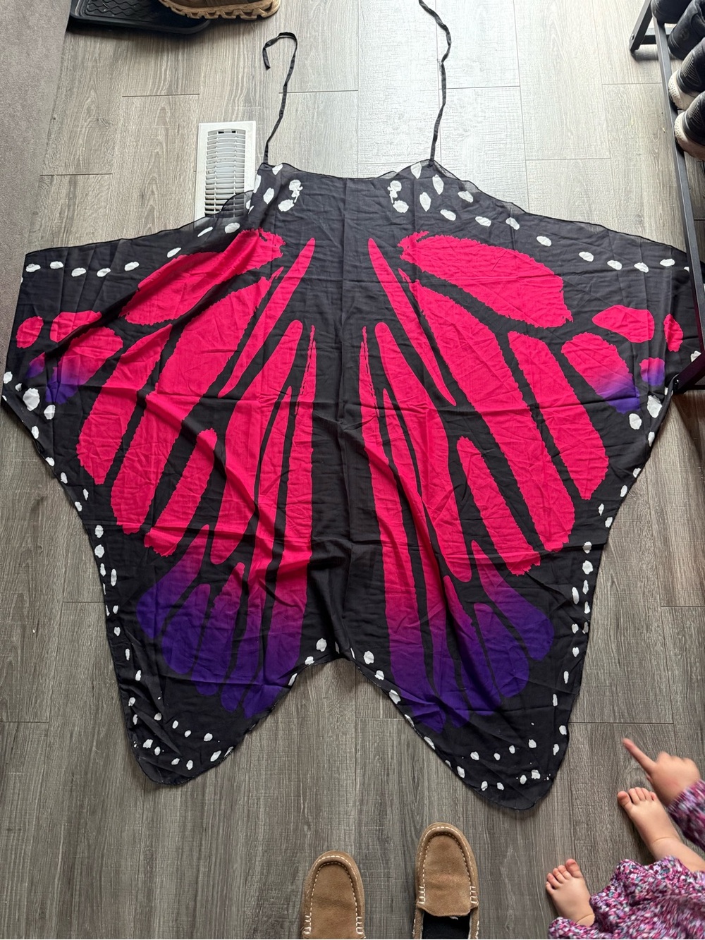 Butterfly-Print Black & Pink Cape